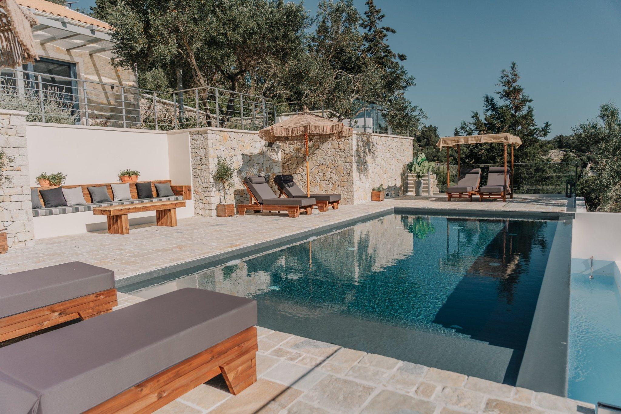 Poolside Family Retreat with Sea Views