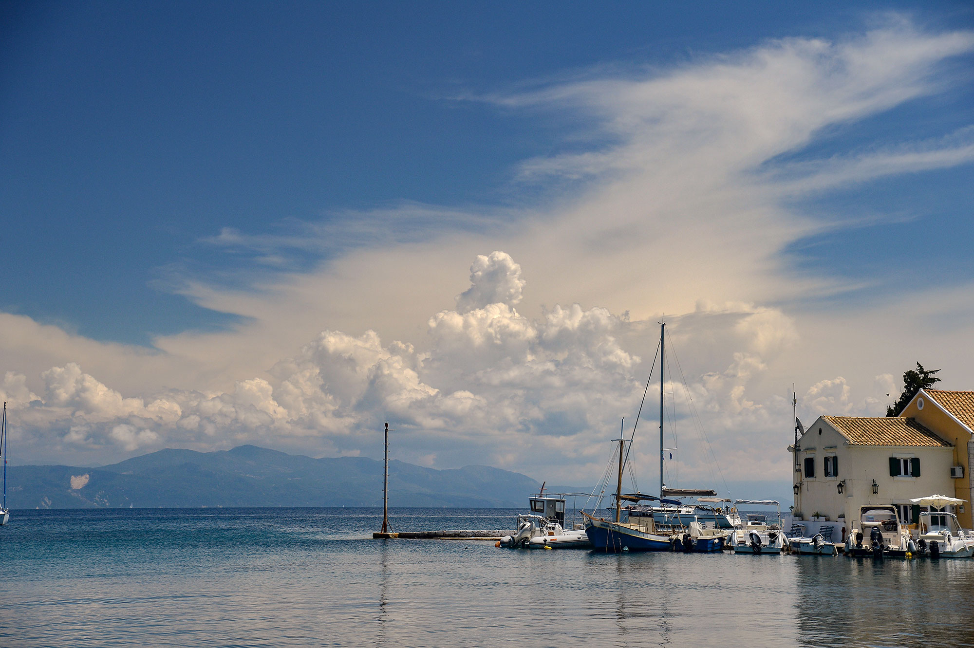 The perfect boat day around Paxos and Antipaxos